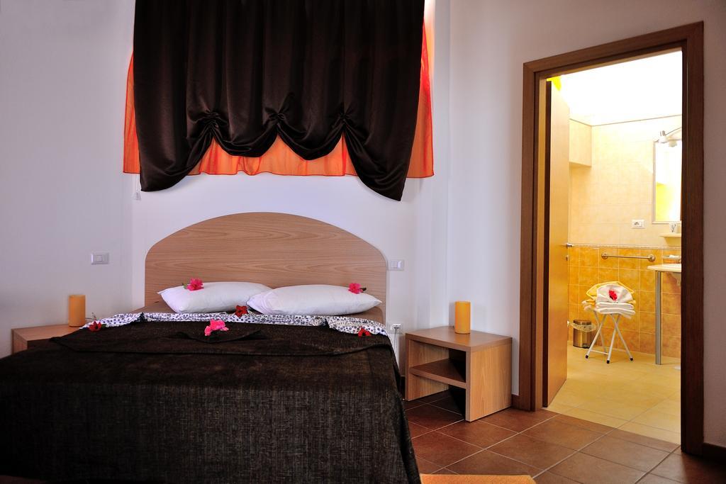 Hotel Hr Costa Rei Муравера Номер фото