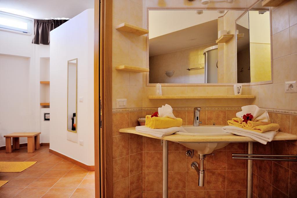 Hotel Hr Costa Rei Муравера Екстер'єр фото